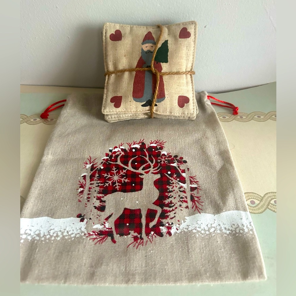 Christmas Rustic Sack Reindeer Holiday decor 4 Santa tree hearts padded coasters